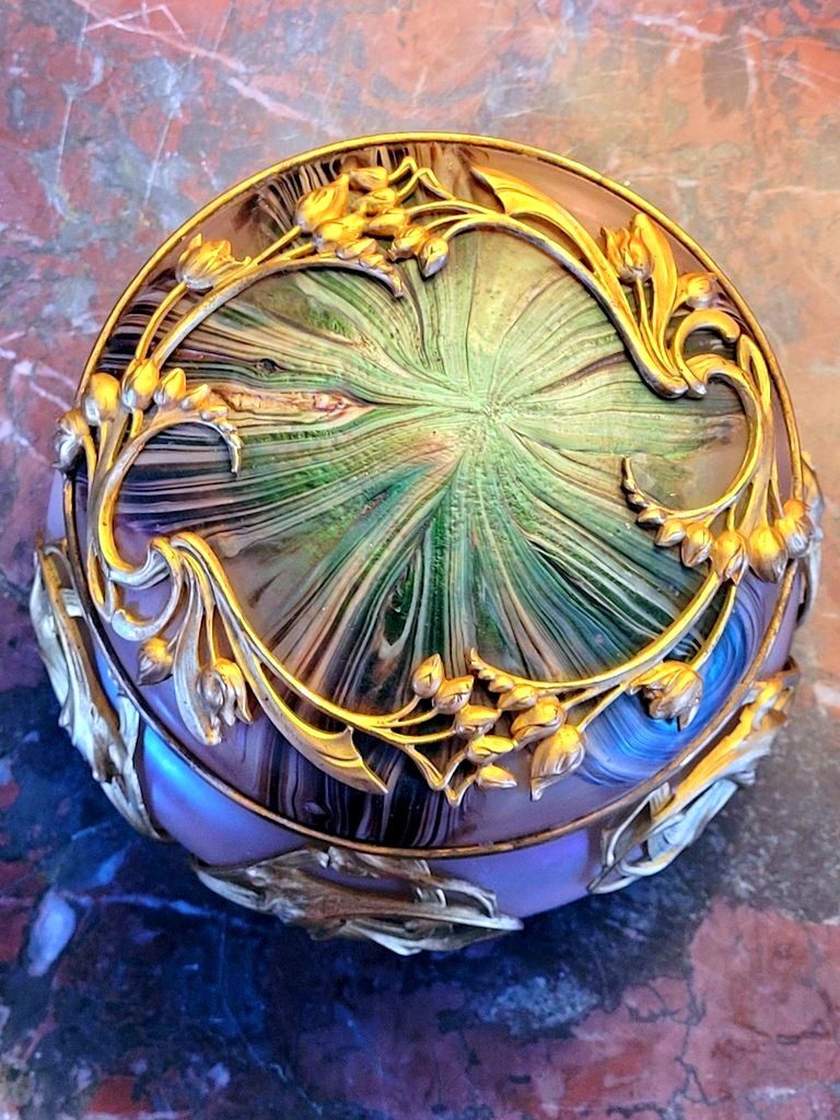 Vintage "art Nouveau" Candy Dish Made Of Iridescent Glass By Loetz Glassworks  -photo-1