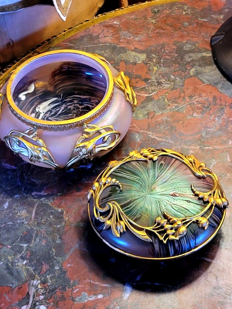 Vintage "art Nouveau" Candy Dish Made Of Iridescent Glass By Loetz Glassworks  -photo-5