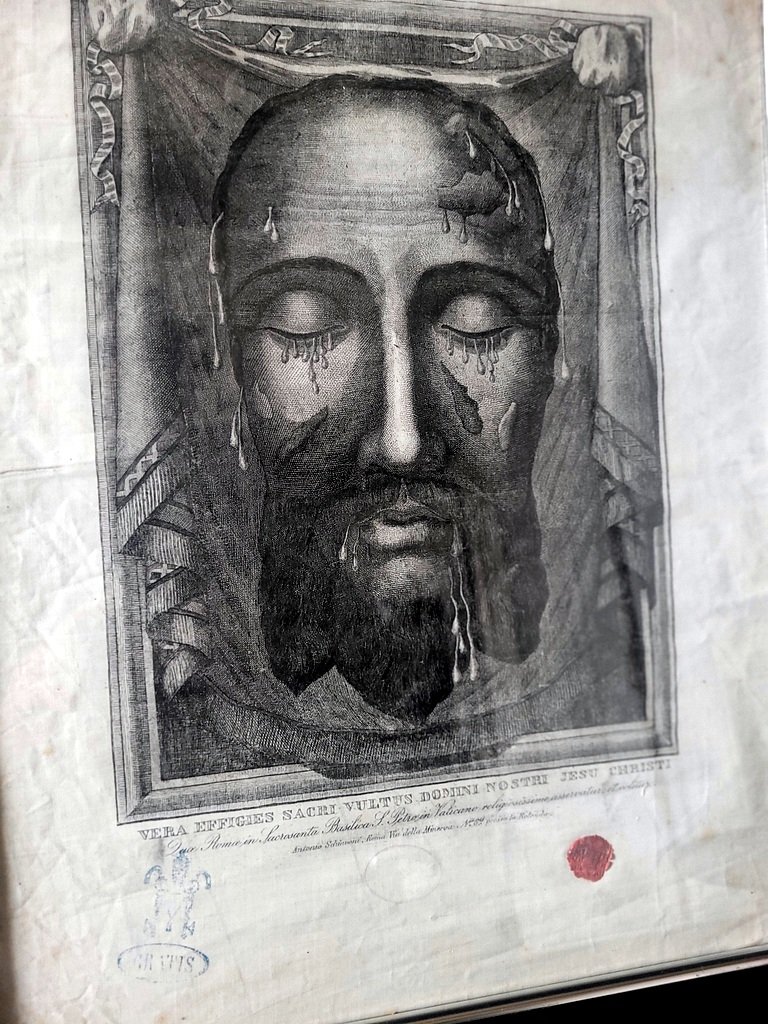 "the Holy Face Of Jesus Christ"  Authentic 19th-century Framed Fabric Print -photo-2
