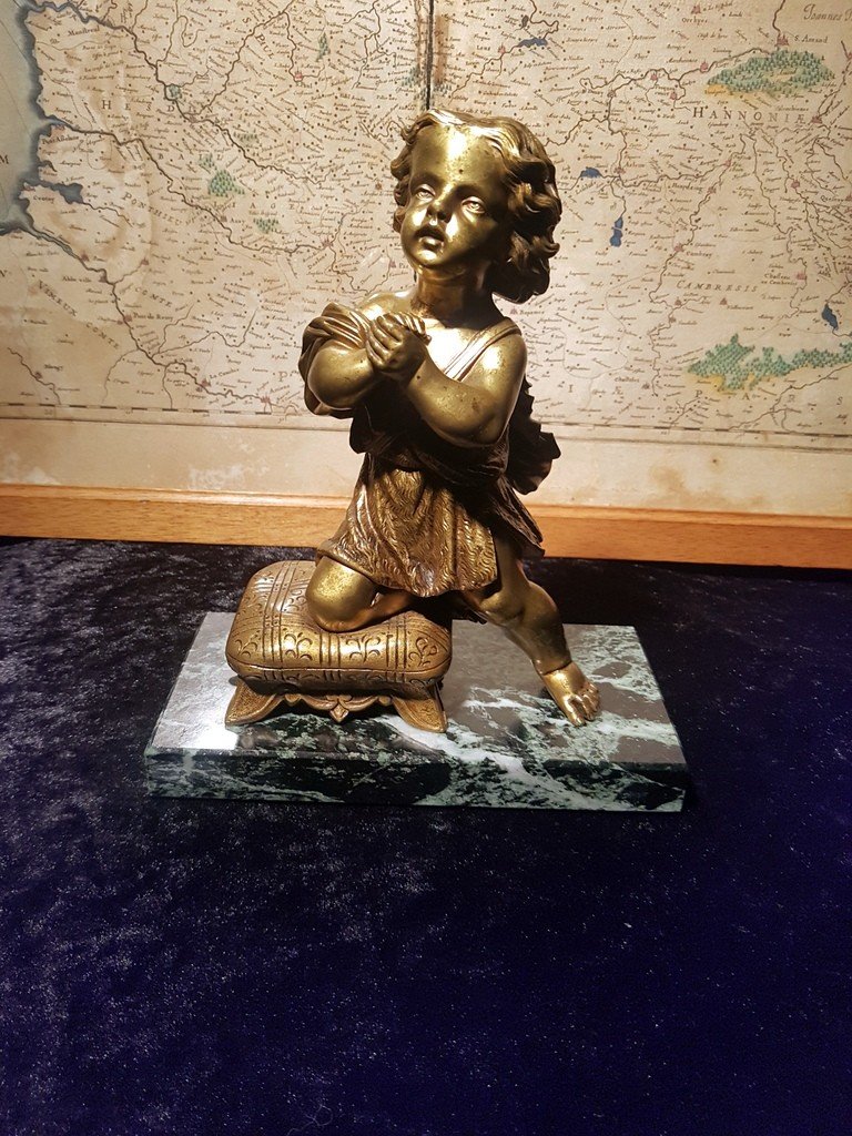 "child In Prayer" Subject In Gilded Bronze On A Green Marble Plinth. XIXth Century-photo-2