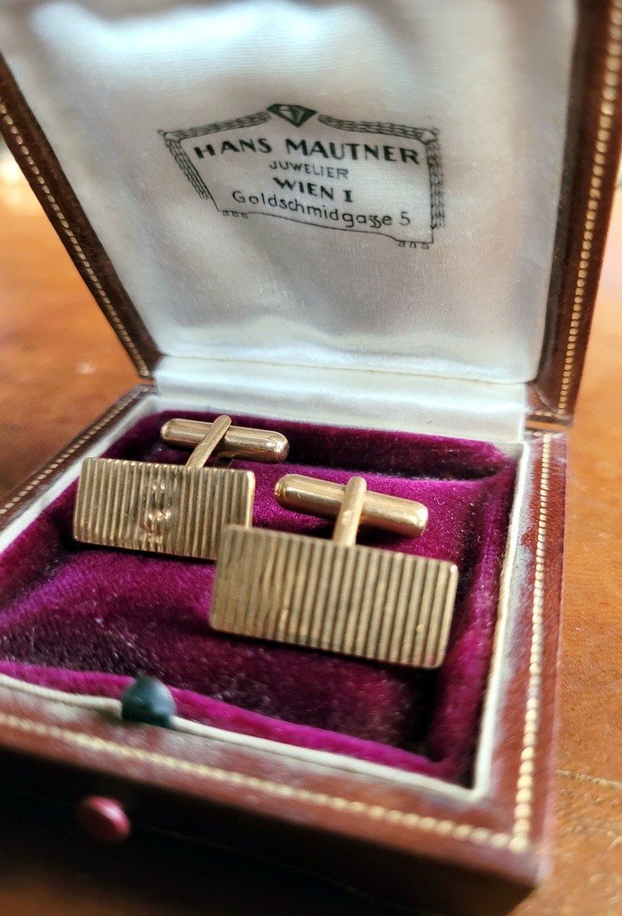 Art Deco 18k Gold Cufflinks