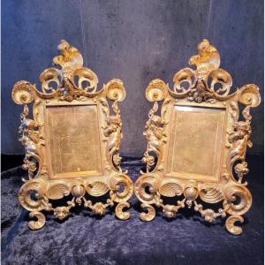 Importante Paire de Cadres Louis XV en Bronze sign&eacute;e - XIXe Si&egrave;cle 