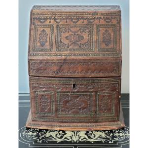 Coffret &agrave; Courriers rev&ecirc;tu de Cuir  - XIXe Si&egrave;cle 