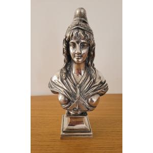 Sculpture Buste de &quot; Marianne &quot; sur pied en Bronze Argent&eacute;  datant de la fin du XIXe Si&egrave;cle 