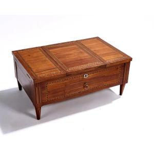 " Coiffeuse de Lit "  en Placage de bois de rose d'Epoque Louis XVI 