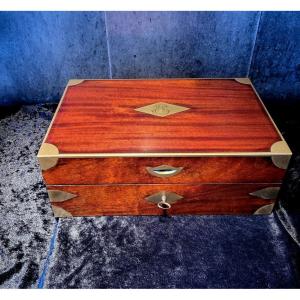  Coffret de Toilette de Marine du XIXe siècle  d'époque Restauration .