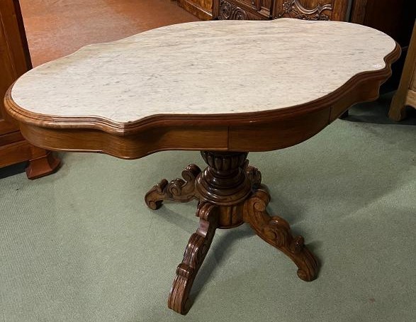 table violon en noyer