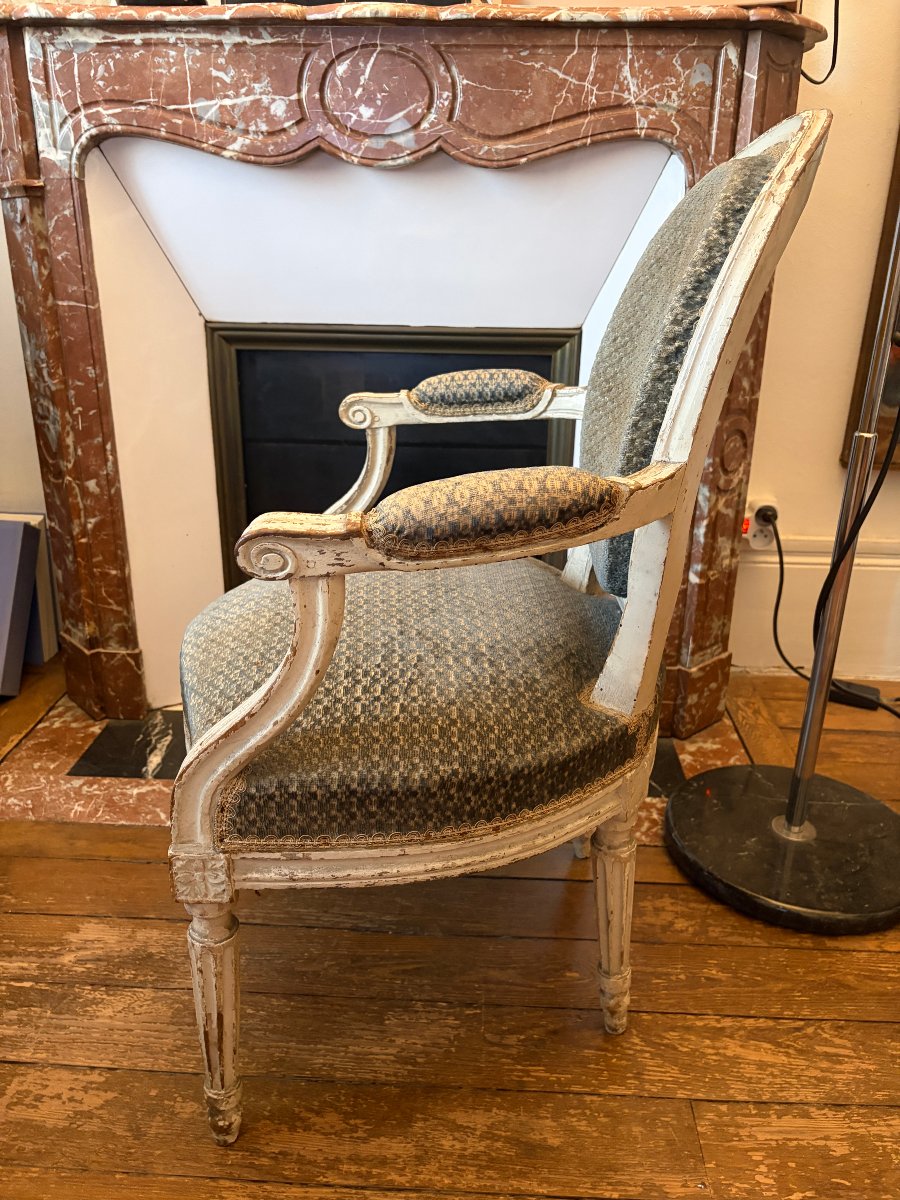 Louis XVI-era Cabriolet Armchair-photo-2