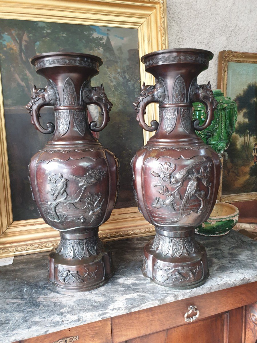 Importante Paire De Vases En Bronze , Japon ère Meiji