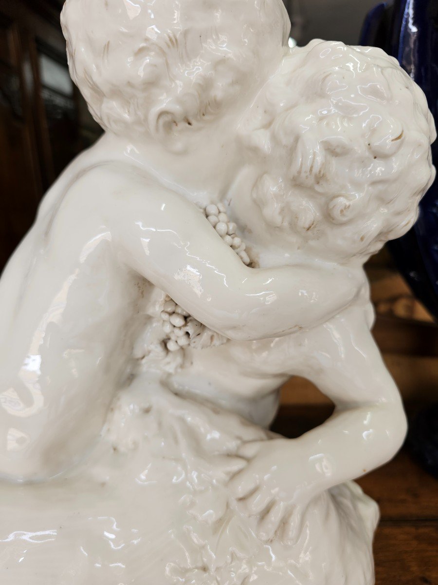 Joseph d'Aste (1881-1945), Manufacture De Capo Di Monte "the Kiss" In White Porcelain -photo-2