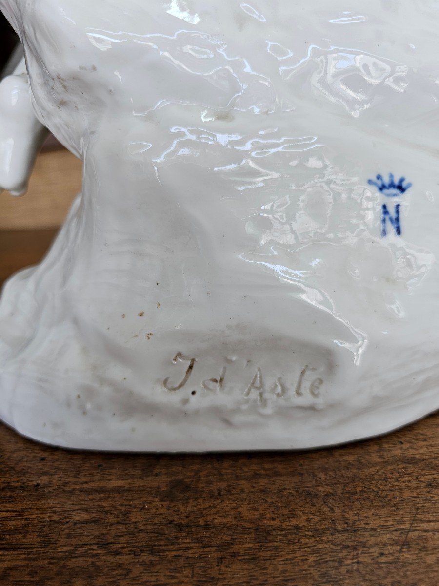Joseph d'Aste (1881-1945), Manufacture De Capo Di Monte "the Kiss" In White Porcelain -photo-3