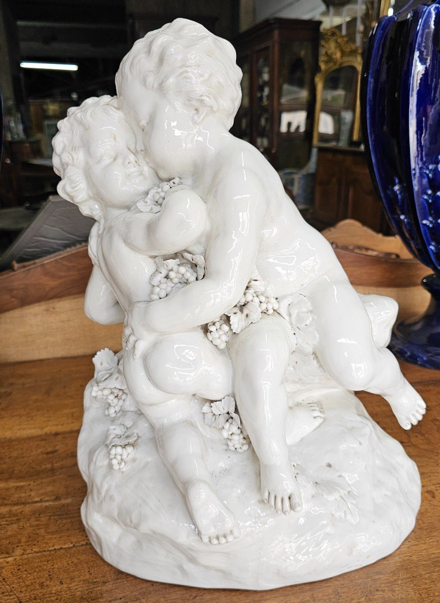 Joseph d'Aste (1881-1945), Manufacture De Capo Di Monte "the Kiss" In White Porcelain 