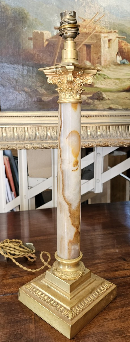 Lamp Base Forming A Corinthian Column, Onyx Shaft, Gilt Bronze Capital Base