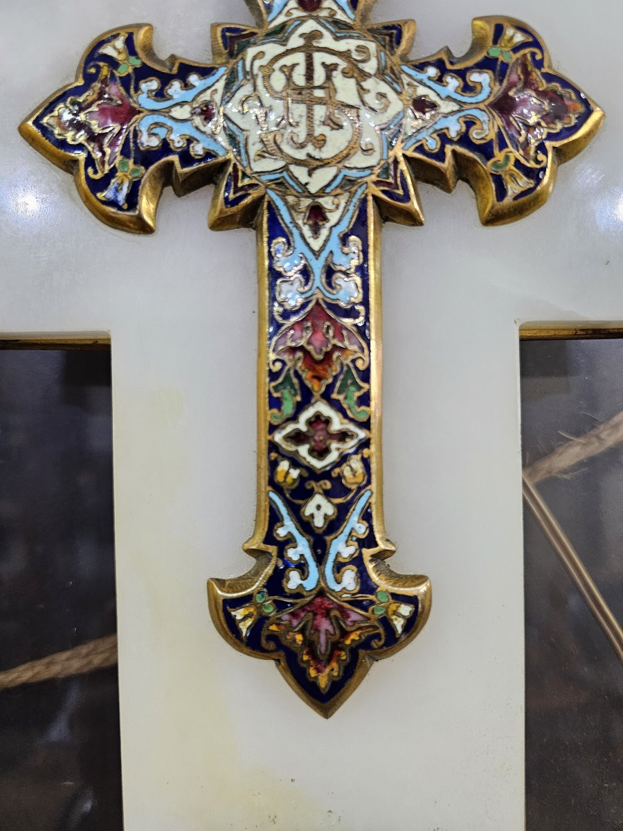 Crucifix And Holy Water Font In Cloisonné Enamel On A White Marble Cross -photo-4