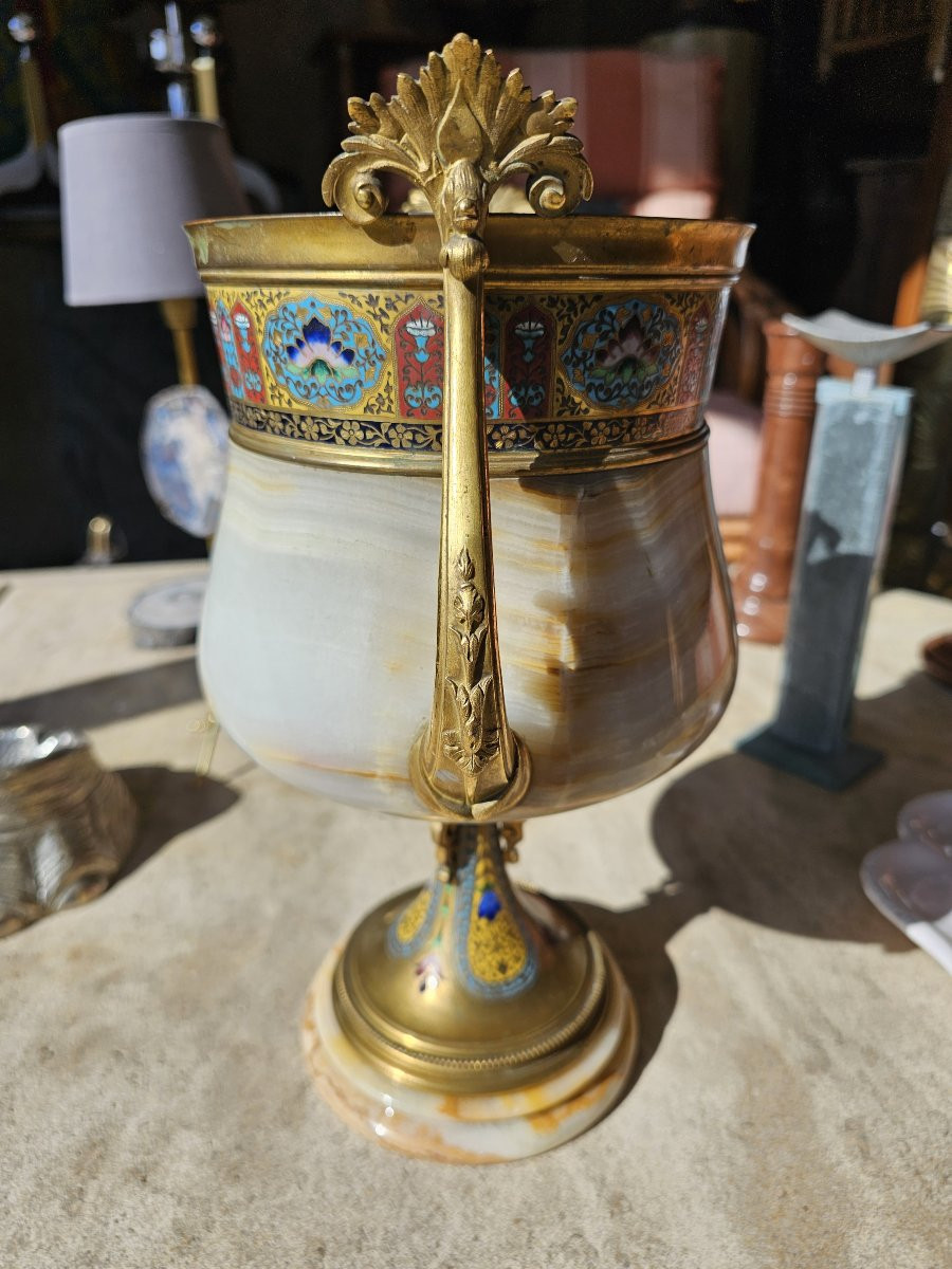 Coupe en onyx , bronze doré et émaux cloisonnés polychromes-photo-7
