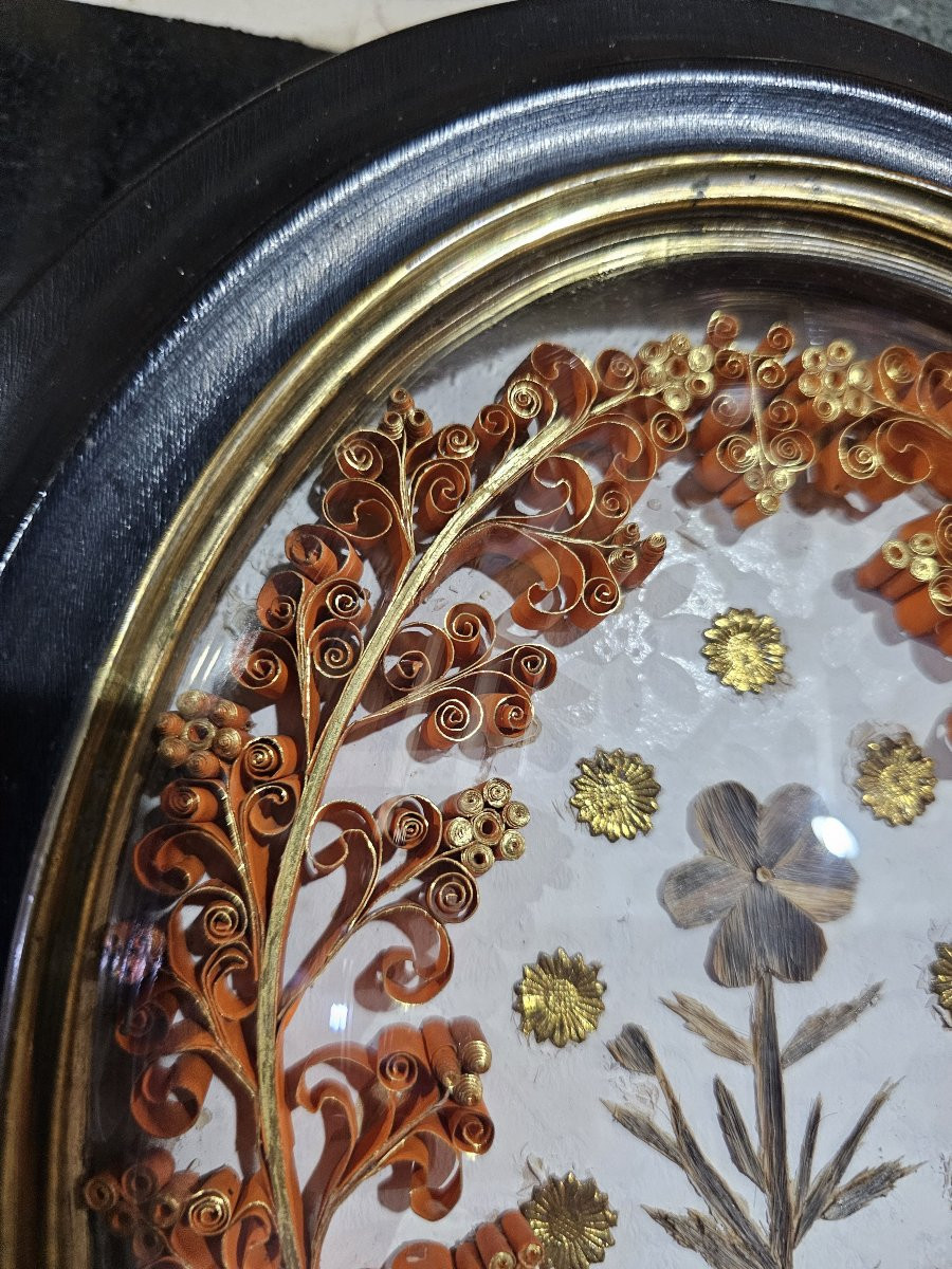 Cadre reliquaire à paperolles et travail en cheveux XIXème-photo-3