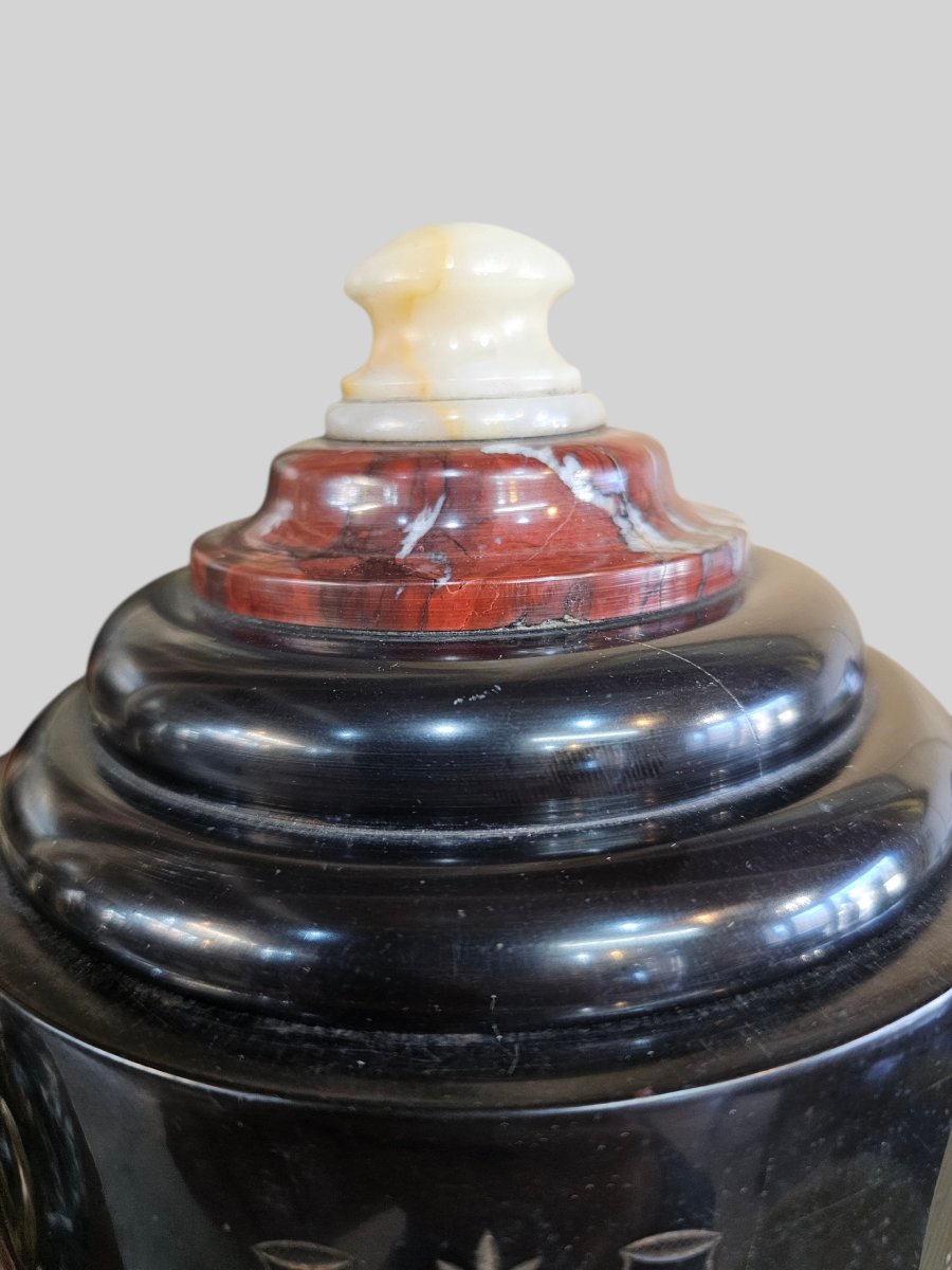 Pot à tabac en marbre noir , marbre rouge du Languedoc et onyx -photo-1