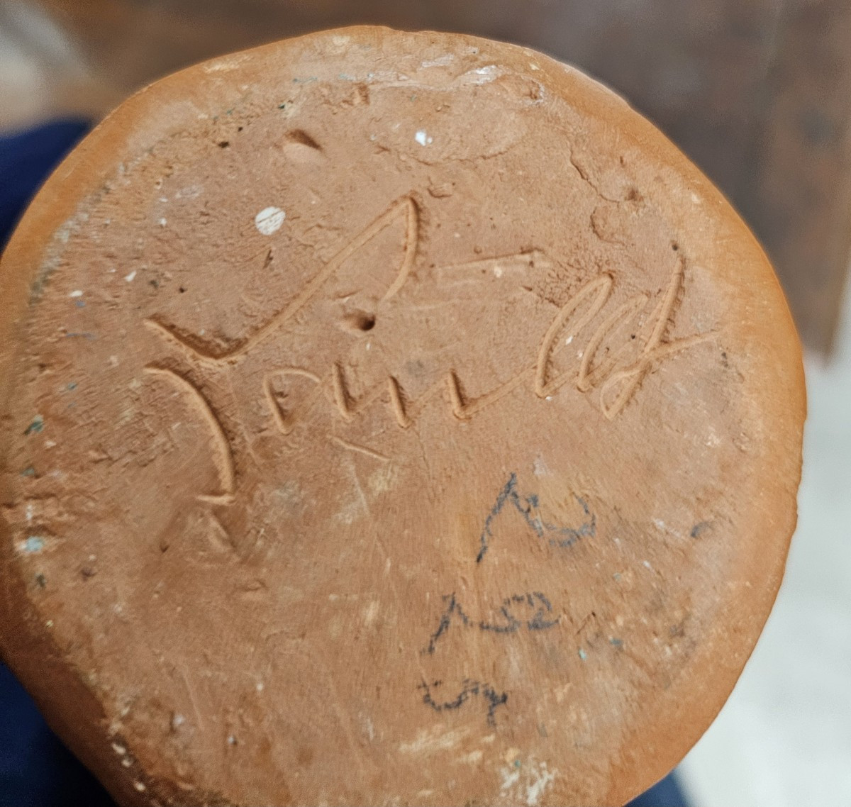 Vase en terre cuite décoré signé Jean PAULET-photo-1