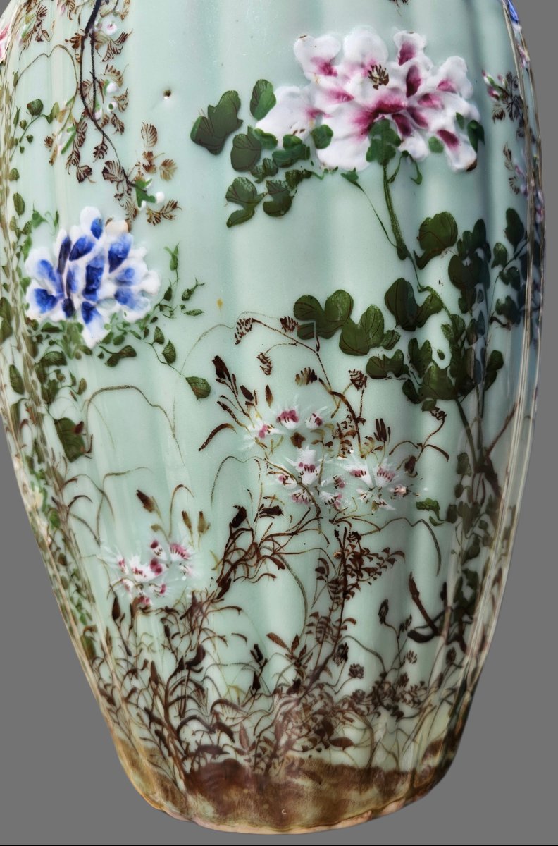 Vase en porcelaine godronné , japon époque MEÏJI ,décor floral et d'oiseaux sur un fond céladon-photo-4