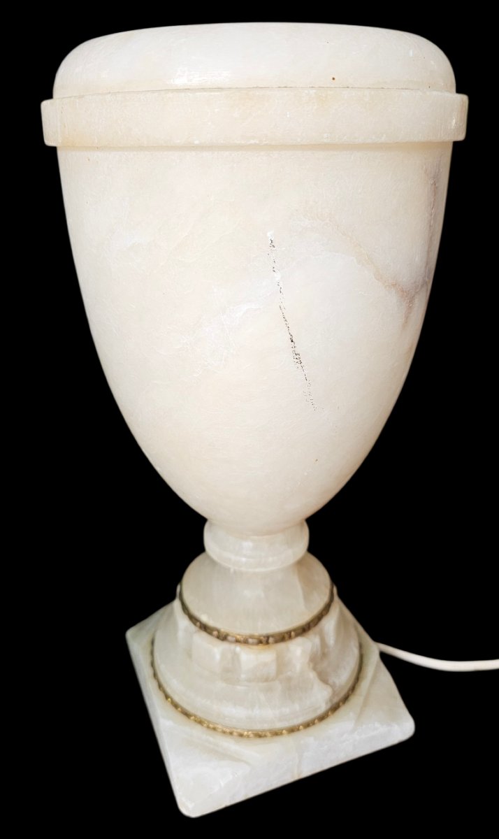 Alabaster Lamp-photo-3
