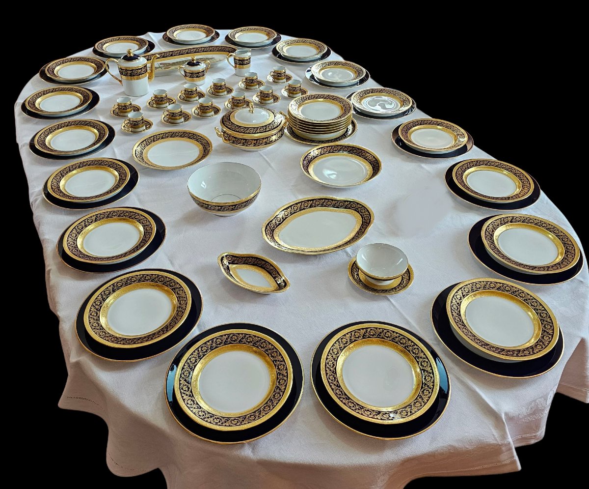Limoges Porcelain Dinner Service, Kiln-blue With Double Gilding Polished With Agate-photo-4