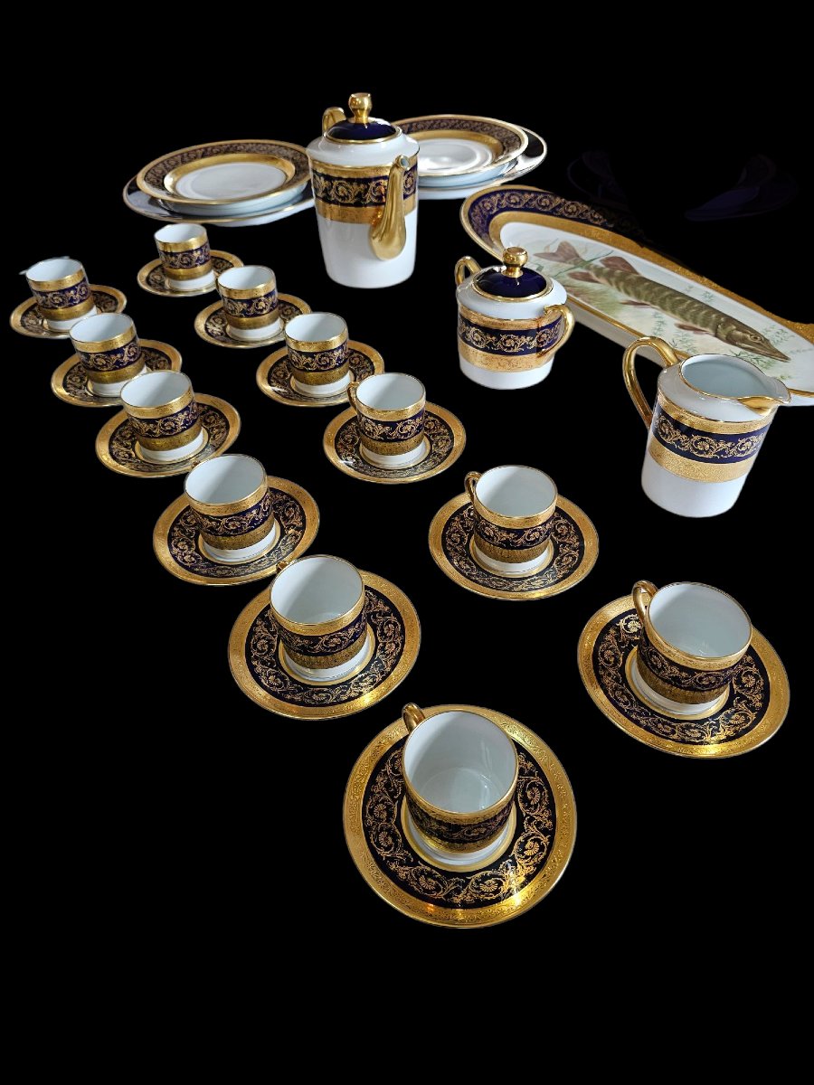 Limoges Porcelain Dinner Service, Kiln-blue With Double Gilding Polished With Agate-photo-6