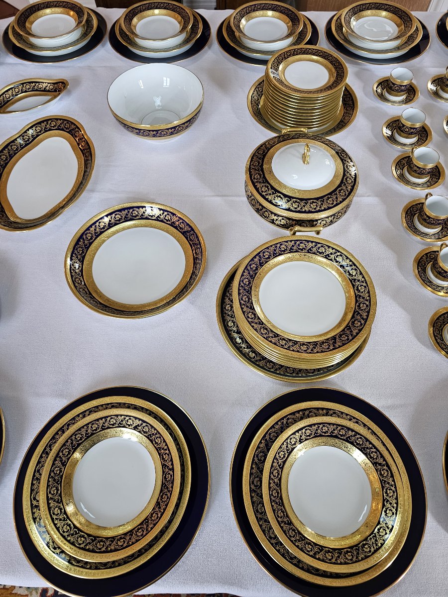Limoges Porcelain Dinner Service, Kiln-blue With Double Gilding Polished With Agate-photo-7