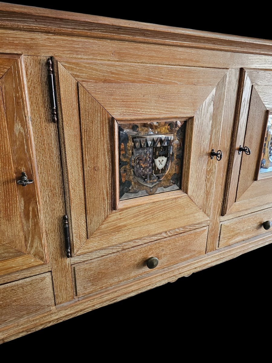Enfilade des années 40 en chêne cérusé et incrustation de plaques en verre églomisé -photo-3