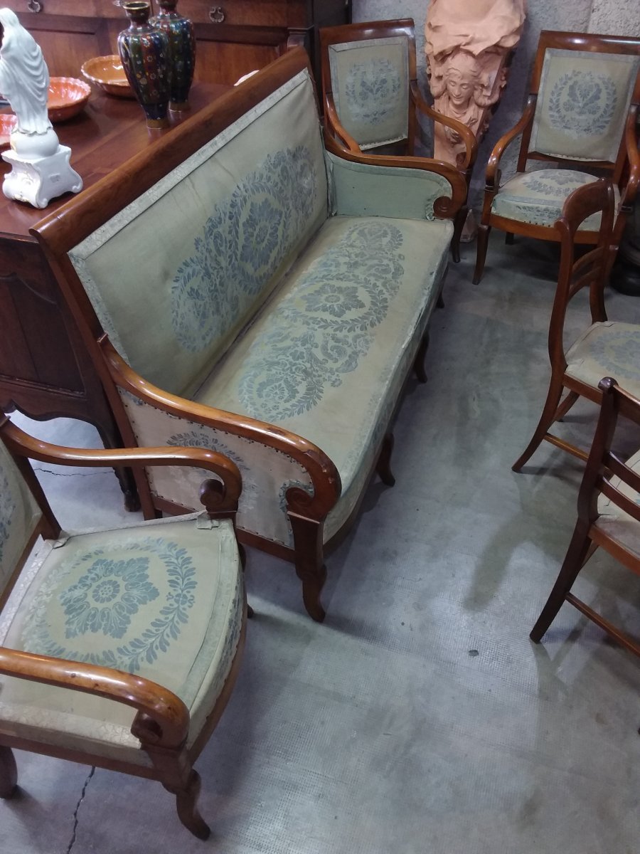 Salon Restauration à Crosses , Canapé,  6 Fauteuils Et 6 Chaises -photo-1