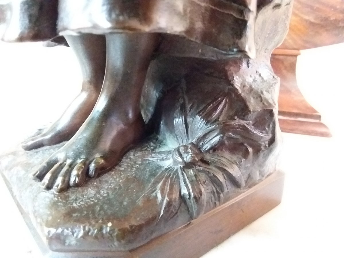 Bronze Subject Representing A Young Woman With A Tambourine After Eugène Marioton Perzinka Background-photo-7