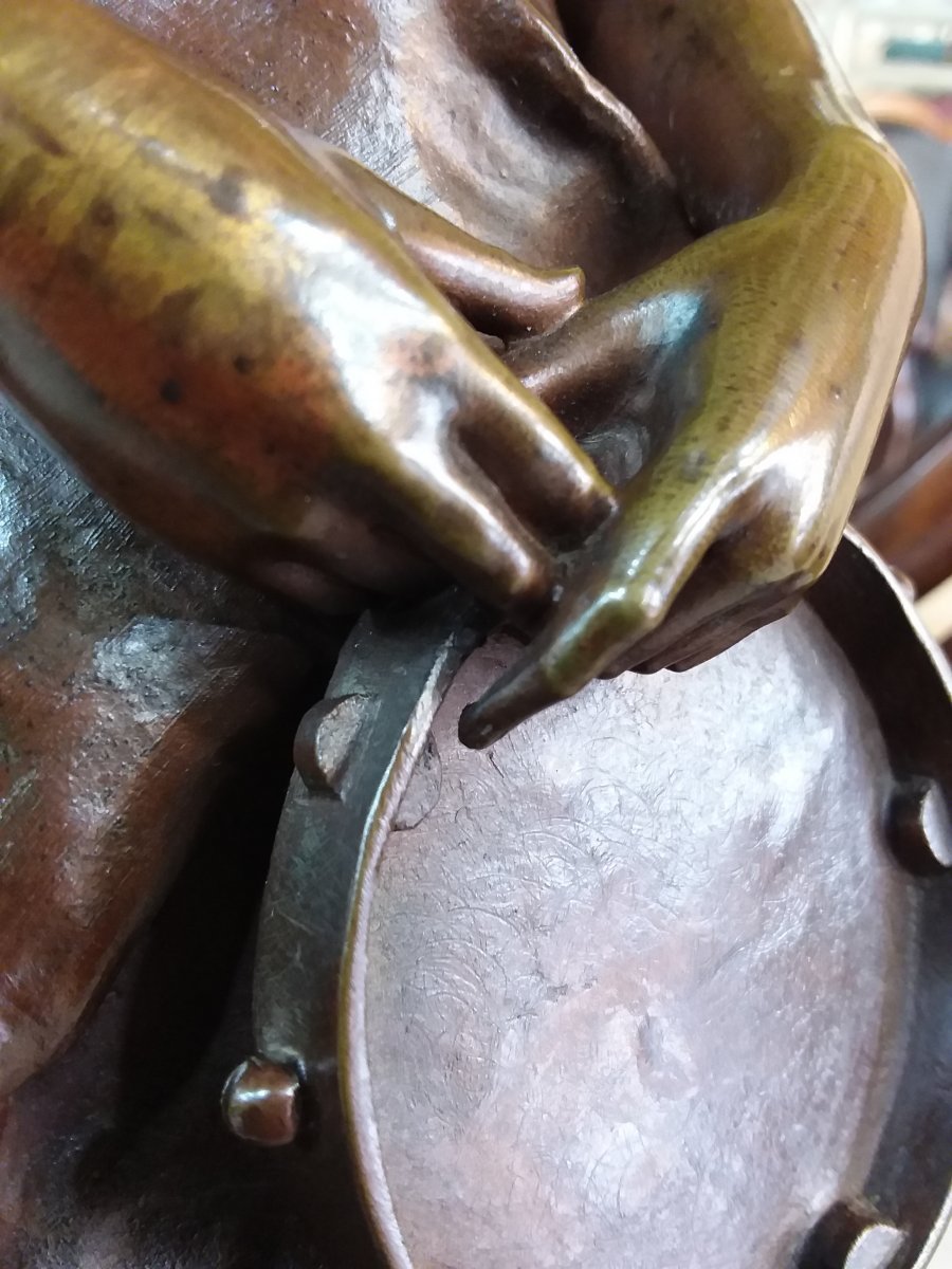 Bronze Subject Representing A Young Woman With A Tambourine After Eugène Marioton Perzinka Background-photo-8