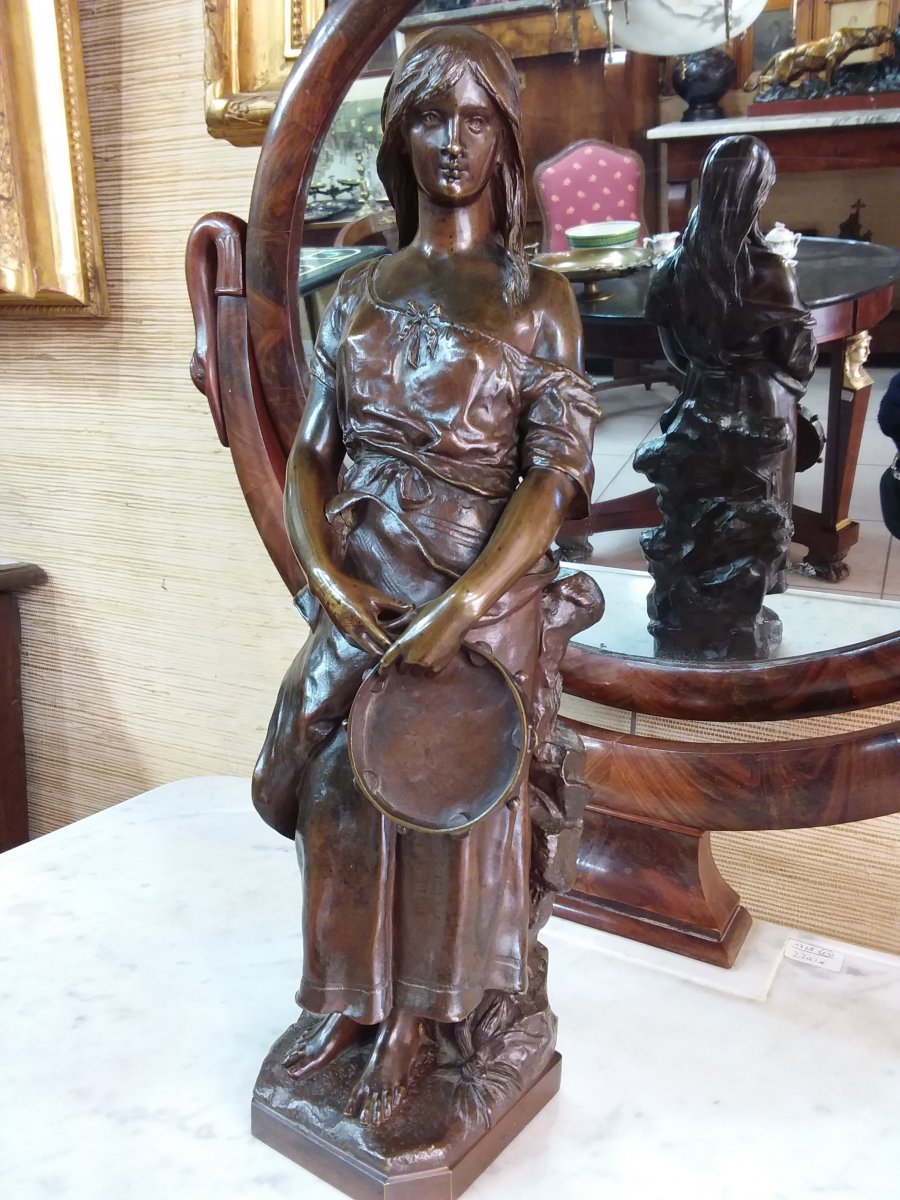 Bronze Subject Representing A Young Woman With A Tambourine After Eugène Marioton Perzinka Background