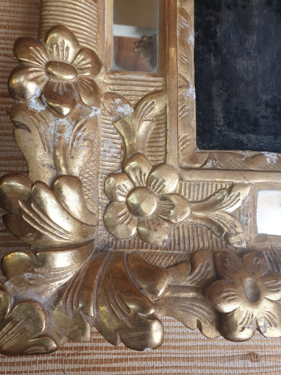 Crucifix In A Frame With Parecloses In Golden Hois-photo-4