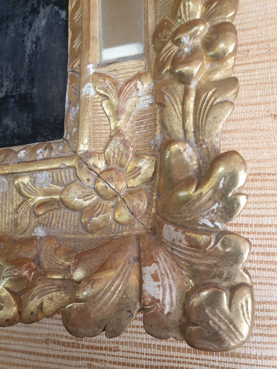 Crucifix In A Frame With Parecloses In Golden Hois-photo-7