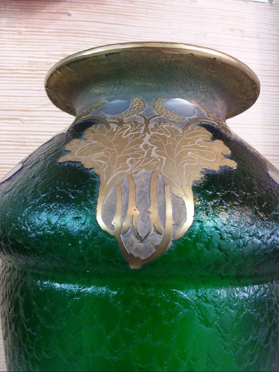 Important Vase Napoléon III Signé Montjoye En Verre Givré Vert , Décor De Glands Argentés -photo-8