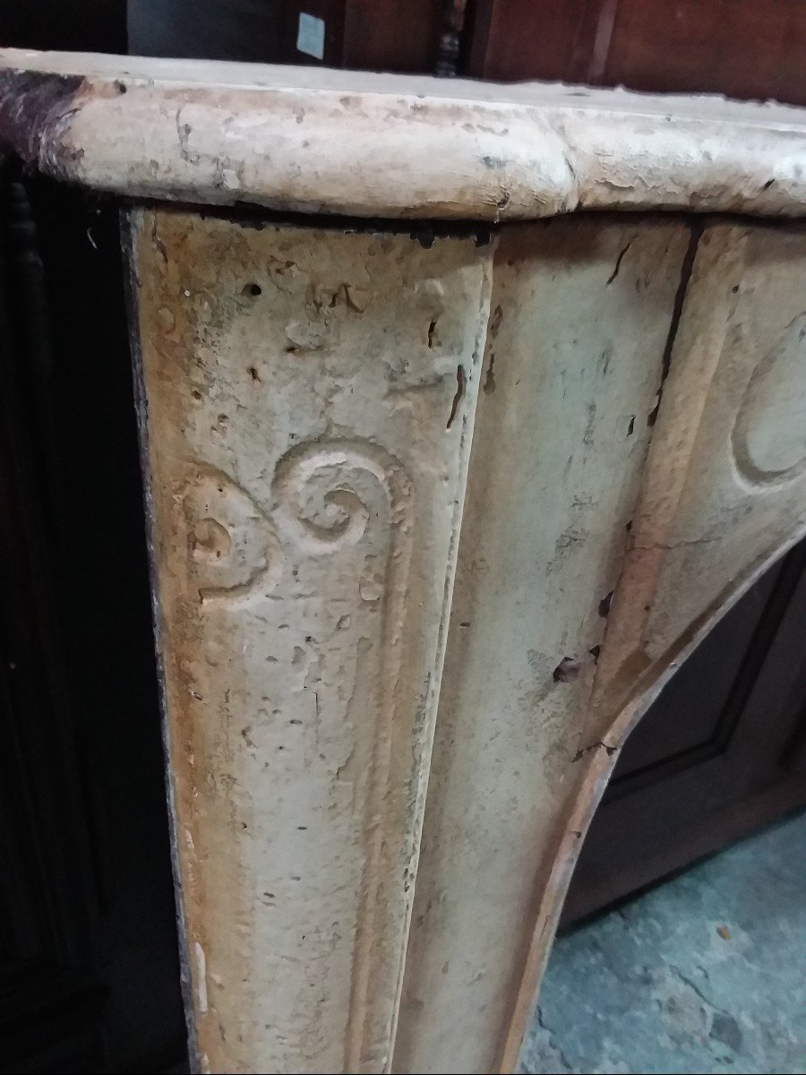 XVIIIth Fireplace In Painted Wood With Crossbow-photo-2