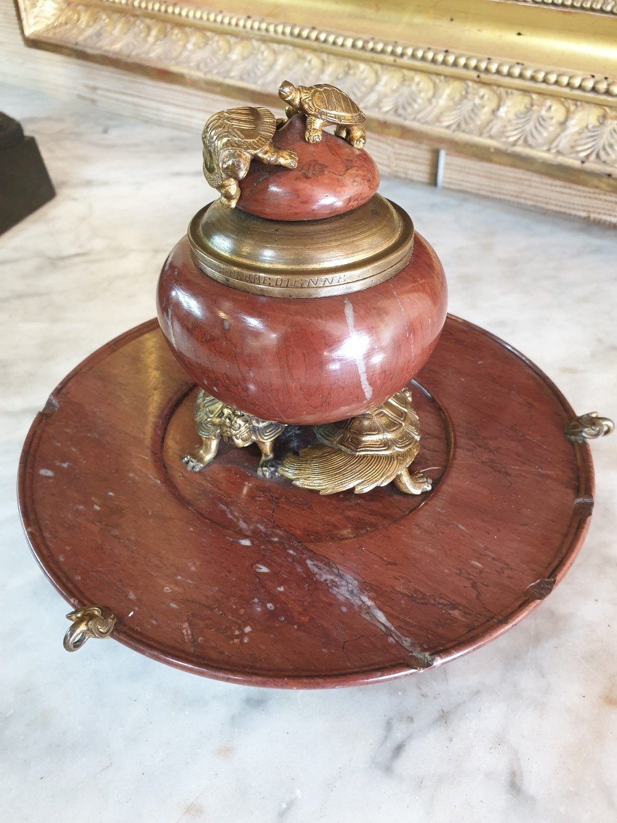 Inkwell In Marble And Bronze Signed F Barbedienne, Model By Edouard LiÈvre