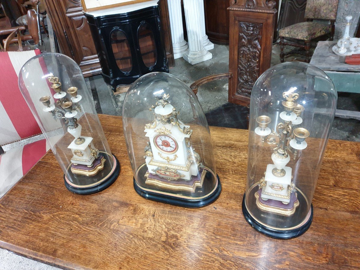 Alabaster And Golden Spelter Fireplace Trim Under Globes-photo-2