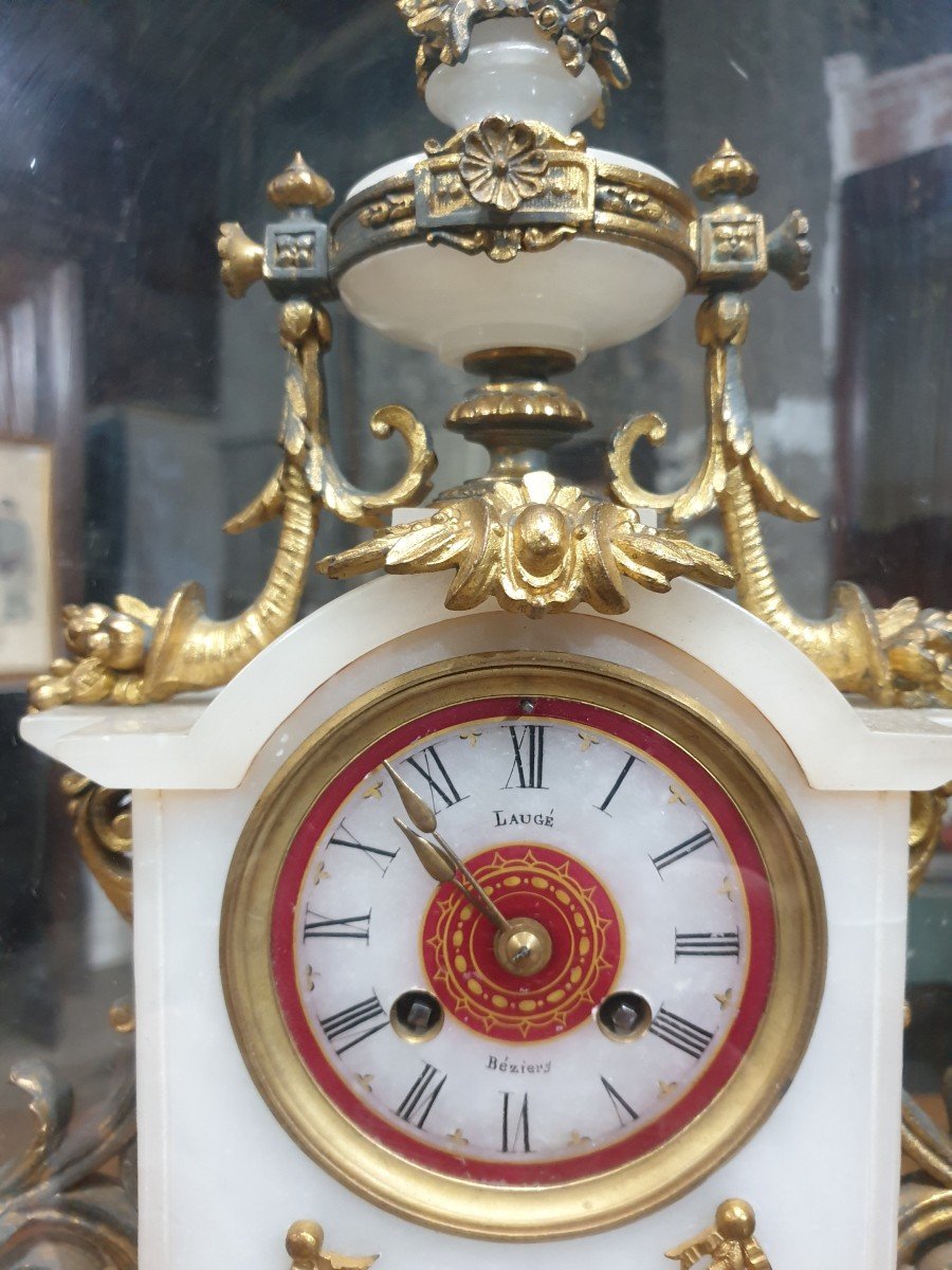 Alabaster And Golden Spelter Fireplace Trim Under Globes-photo-2