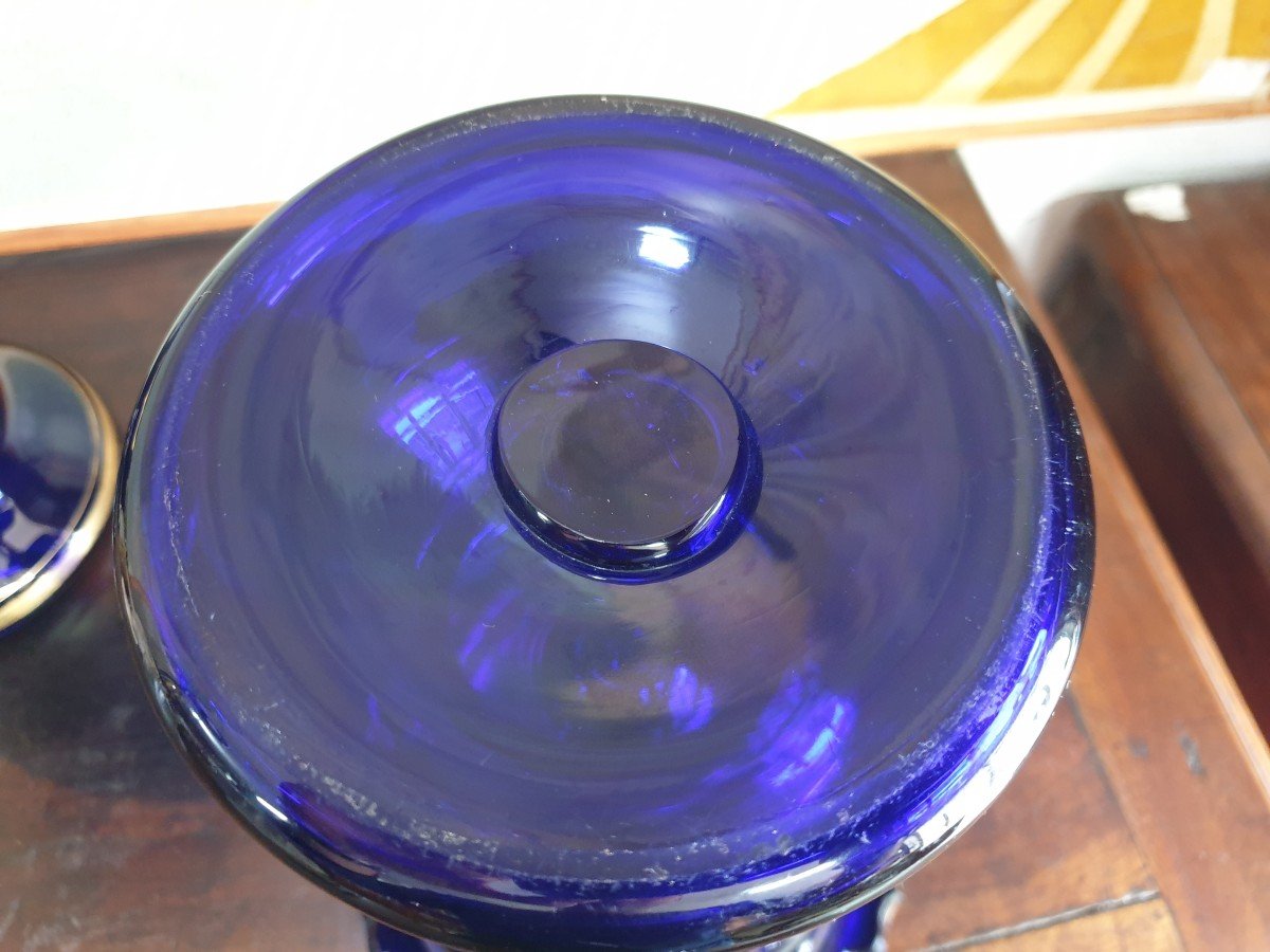 Pair Of Vases On Crystal Pedestal With Hemmed Collars In Cobalt Blue-photo-5
