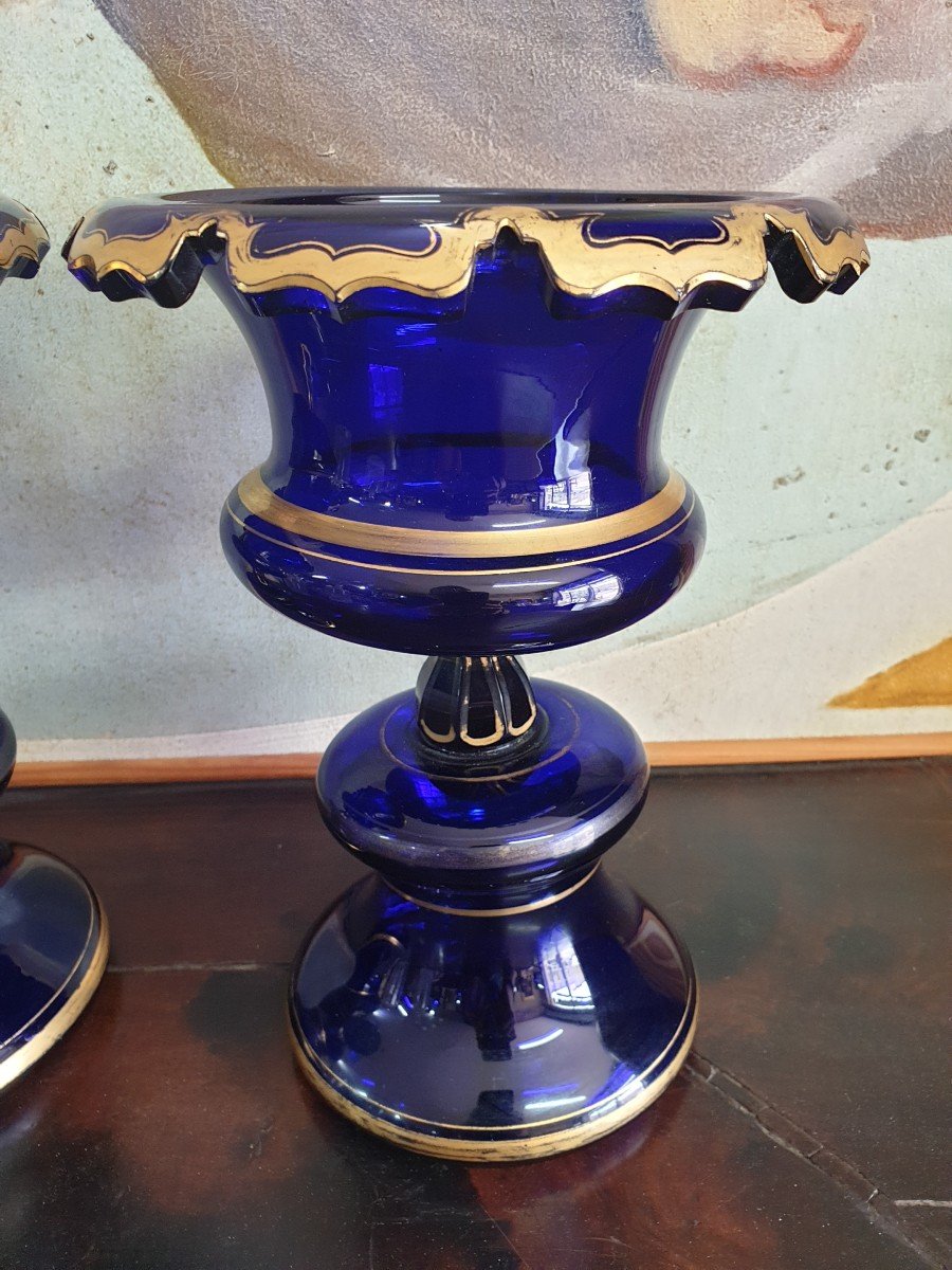 Pair Of Vases On Crystal Pedestal With Hemmed Collars In Cobalt Blue-photo-8