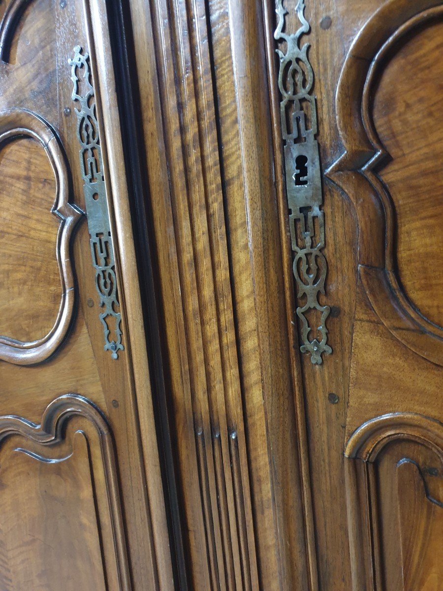 Louis XV Wardrobe In Walnut, 18th Century-photo-2