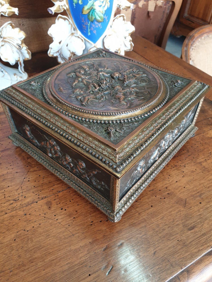 Jewelry Box In Brass And Embossed Copper Decors