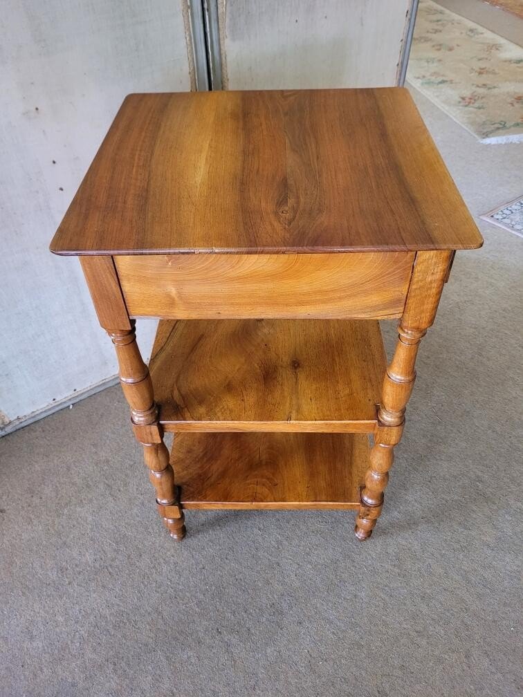 Table De Salon En Noyer  Epoque Louis Philippe      240 Euros-photo-4
