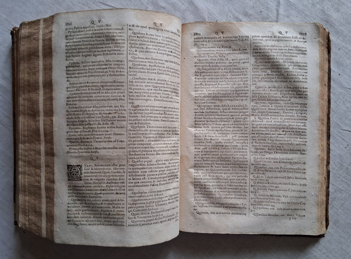 Dictionarium Historicum Geographicum Poeoticum-photo-4