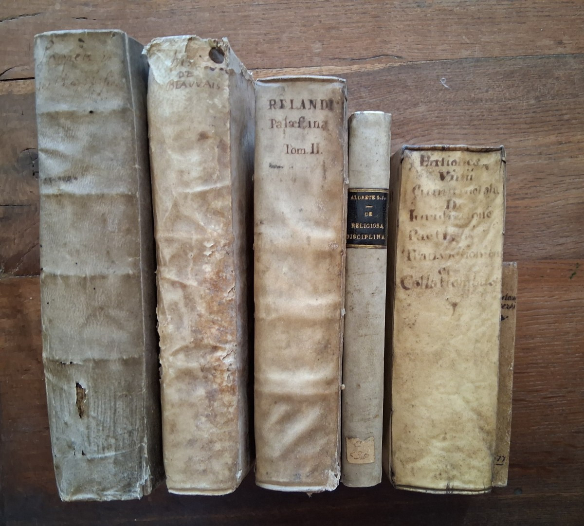 Ensemble de 6 Livres  XVII et XVIIIème
