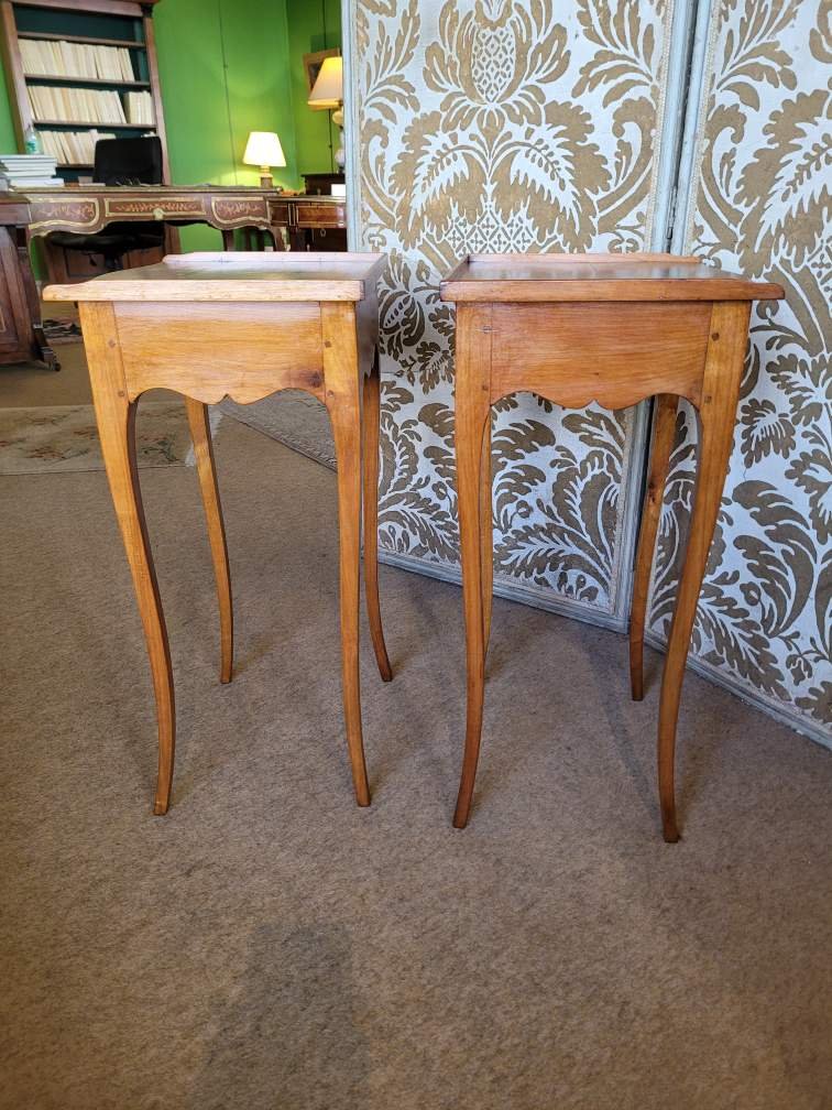 Paire de Petites Tables en Merisier / XXème-photo-4