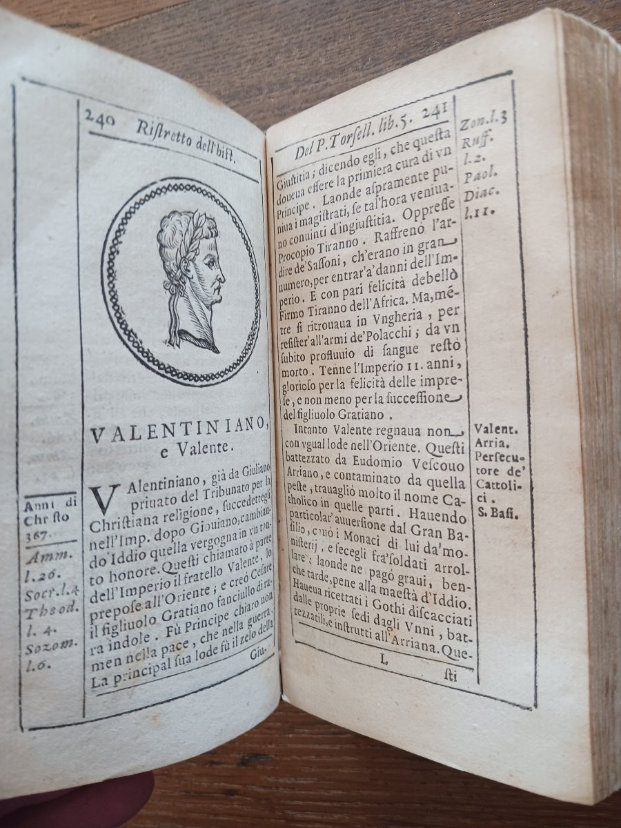 Un recueil d'histoire du monde  /  Torsellino- Aurelii  /  1637-photo-2