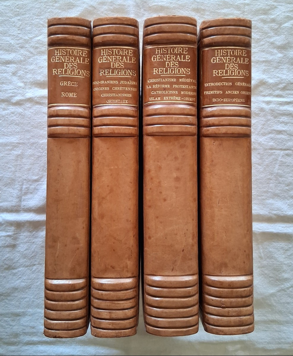 General History Of Religions / 1944