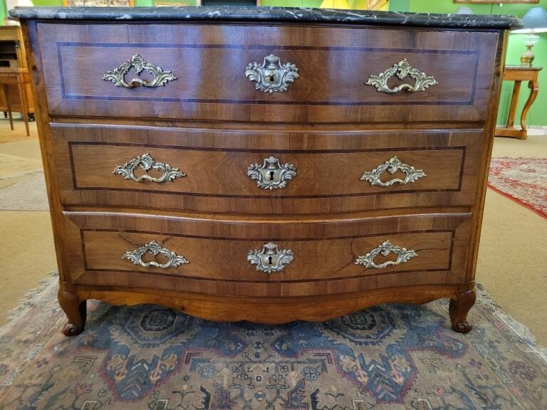 Commode en noyer  Epoque louis XV -photo-1
